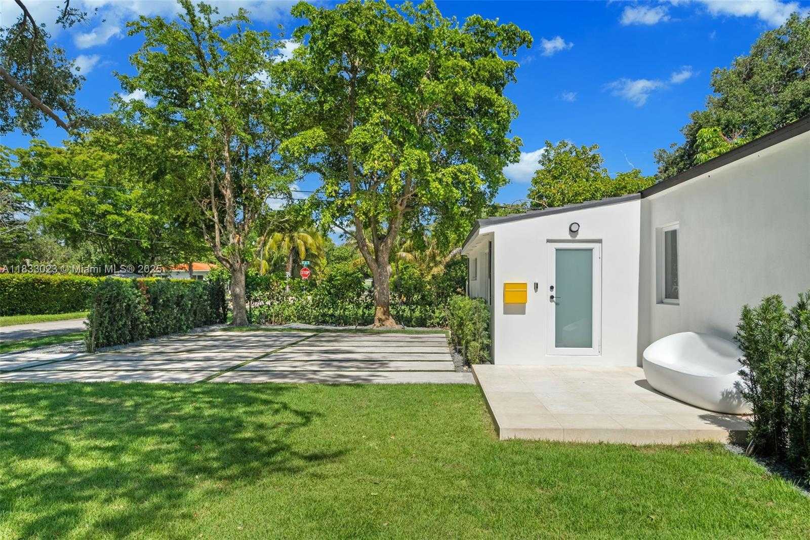Small Image of 1003 NORTH EAST 115 ST, Biscayne Park Number 5