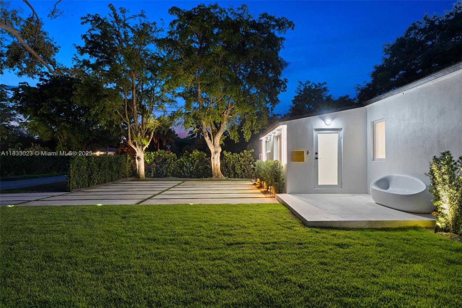 Small Image of 1003 NORTH EAST 115 ST, Biscayne Park Number 6