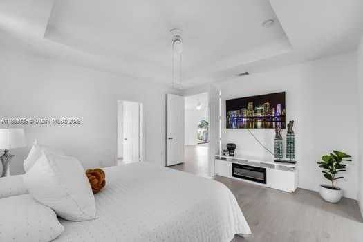 Small Image of 7936 SOUTH WEST 164TH PL, Miami Number 25
