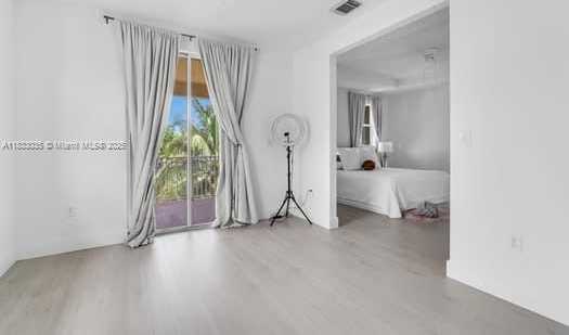 Small Image of 7936 SOUTH WEST 164TH PL, Miami Number 28