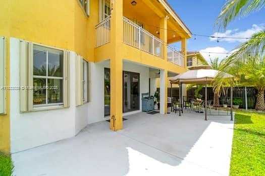 Small Image of 7936 SOUTH WEST 164TH PL, Miami Number 36