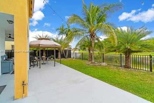Small Image of 7936 SOUTH WEST 164TH PL, Miami Number 38