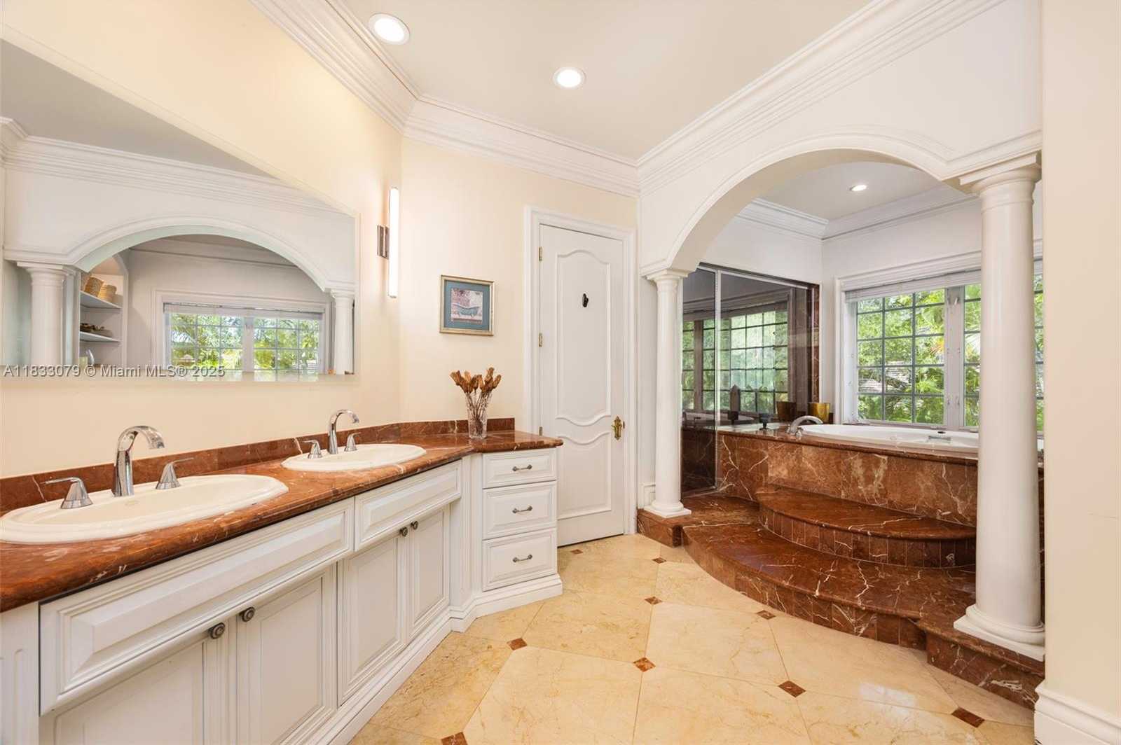 Small Image of 7245 SOUTH WEST 104TH ST, Pinecrest Number 41