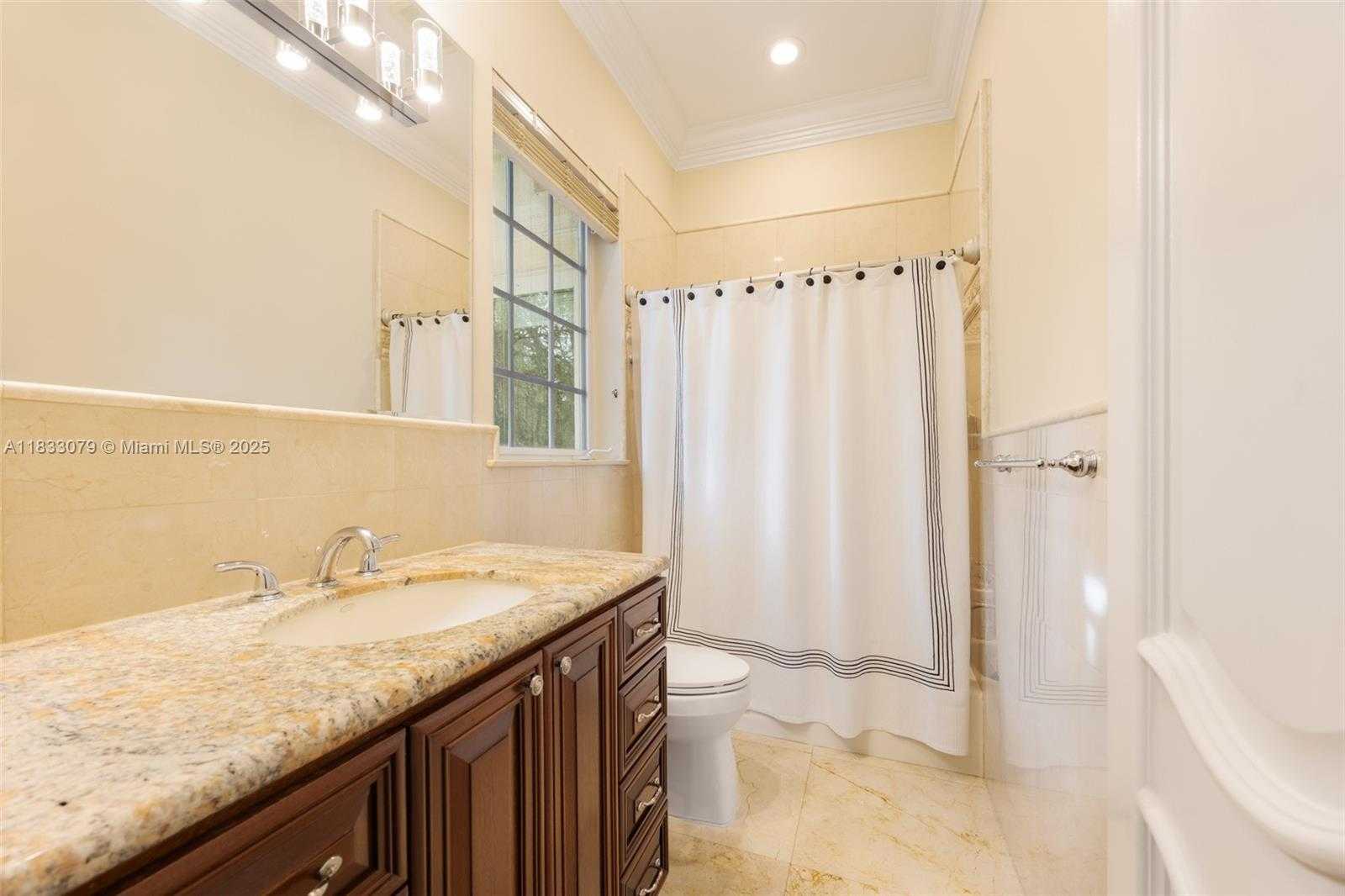 Small Image of 7245 SOUTH WEST 104TH ST, Pinecrest Number 47