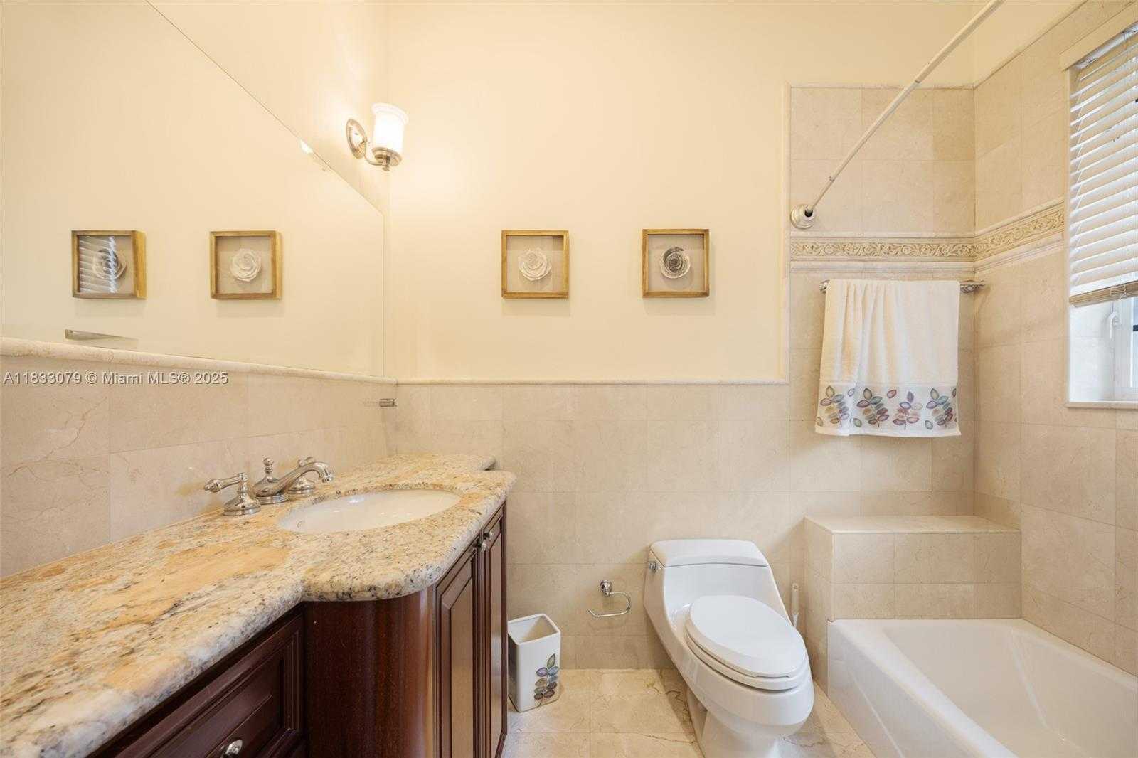Small Image of 7245 SOUTH WEST 104TH ST, Pinecrest Number 49
