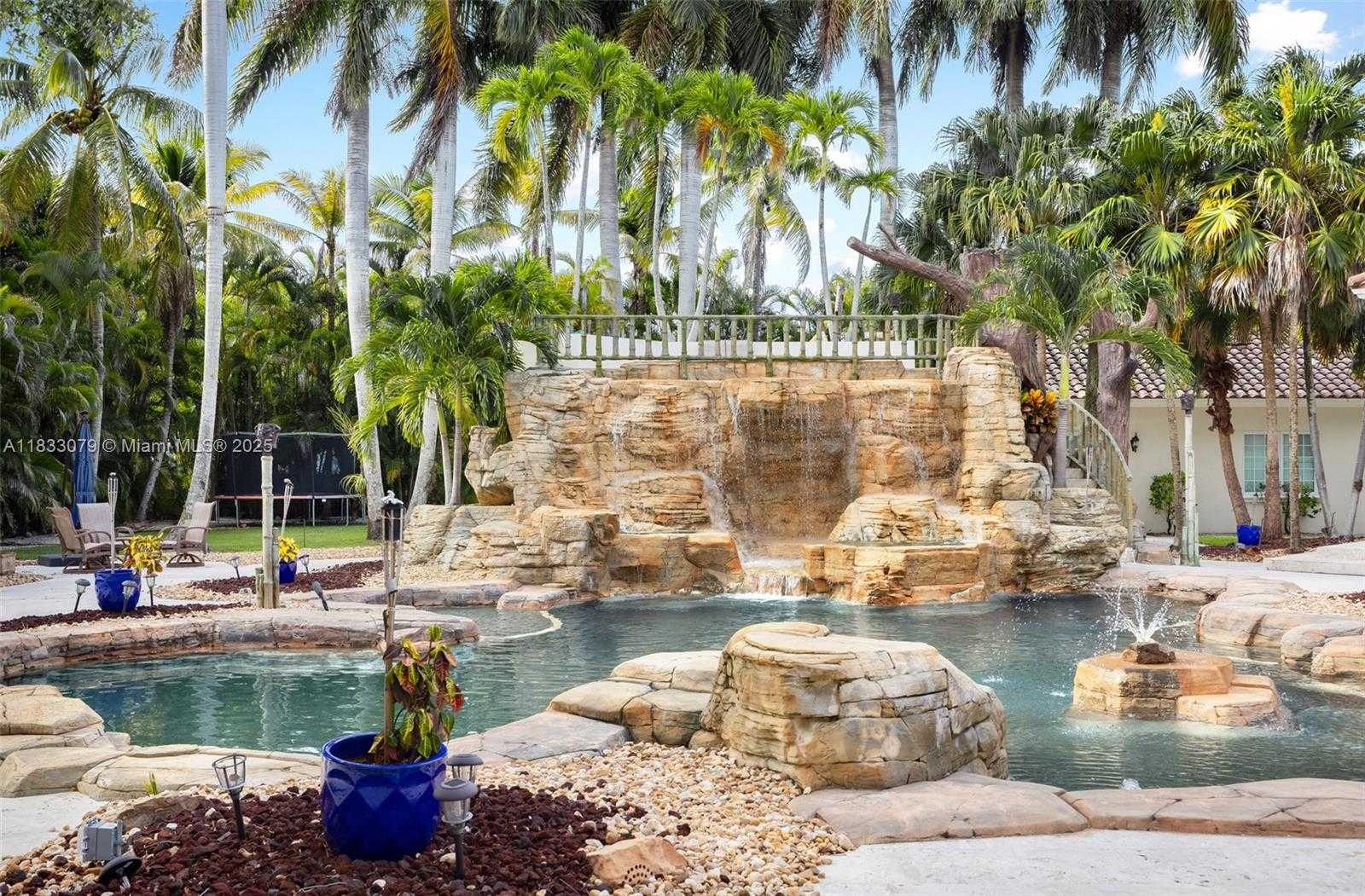 Small Image of 7245 SOUTH WEST 104TH ST, Pinecrest Number 50