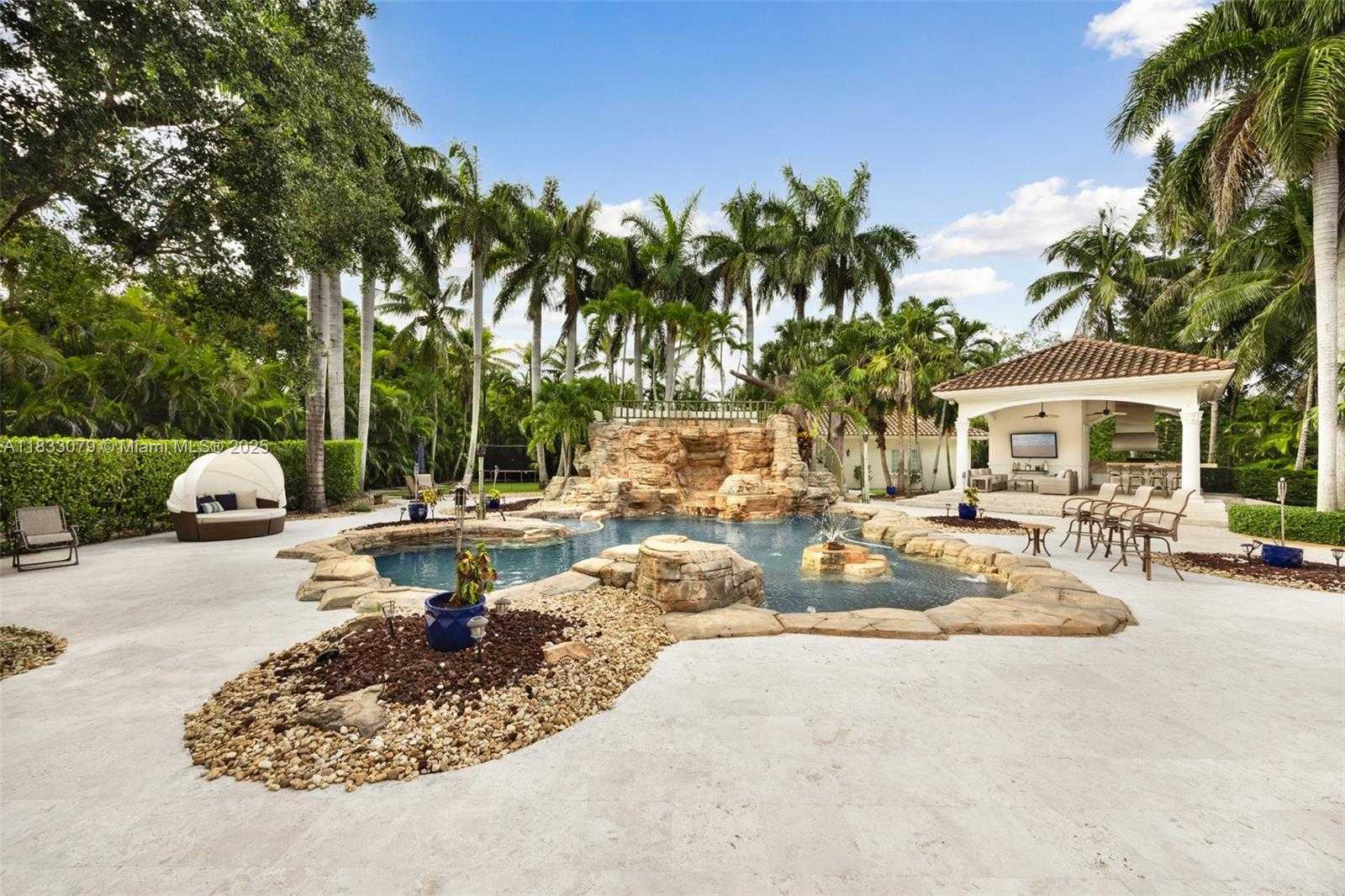 Small Image of 7245 SOUTH WEST 104TH ST, Pinecrest Number 51