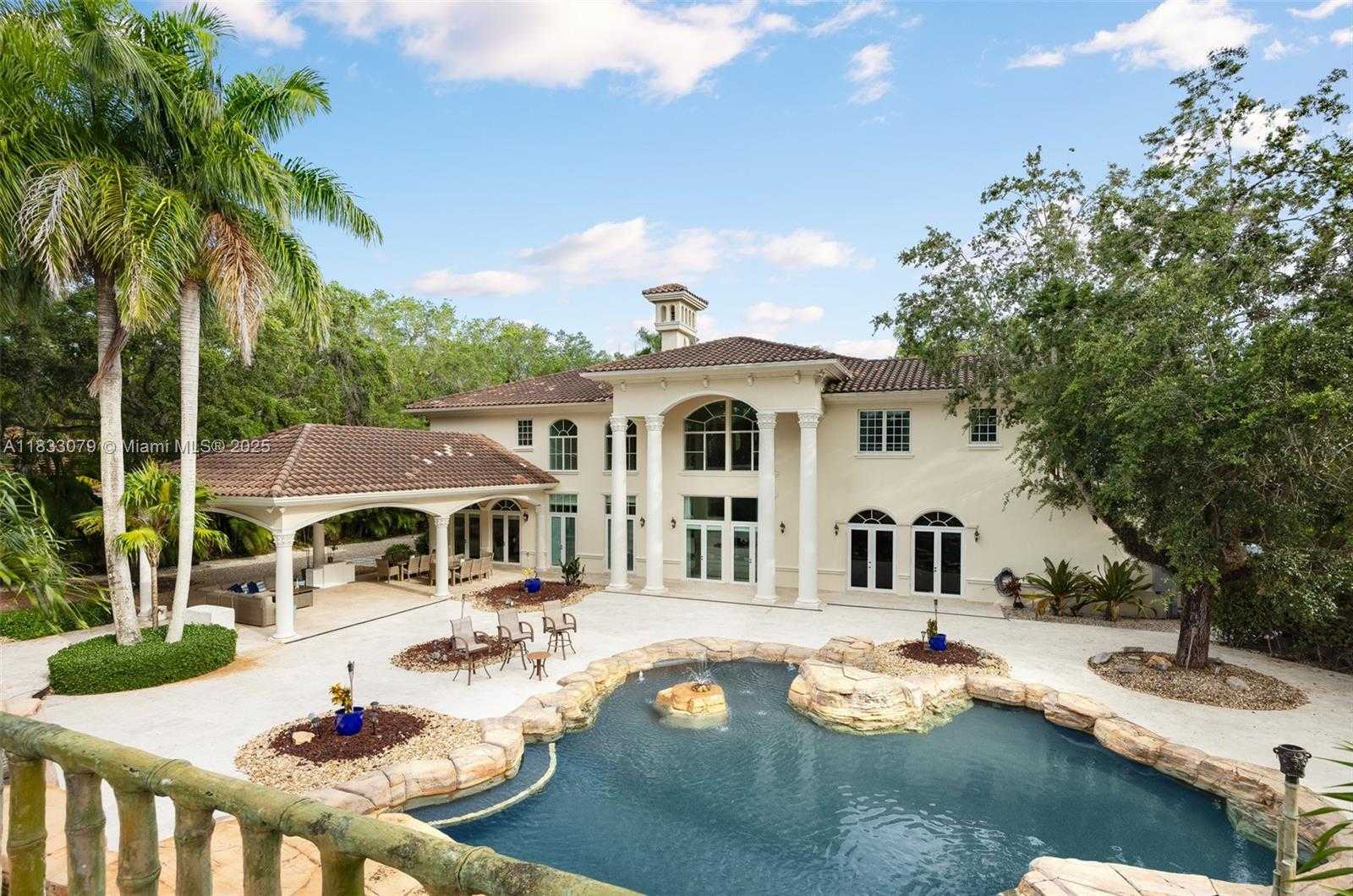 Small Image of 7245 SOUTH WEST 104TH ST, Pinecrest Number 52