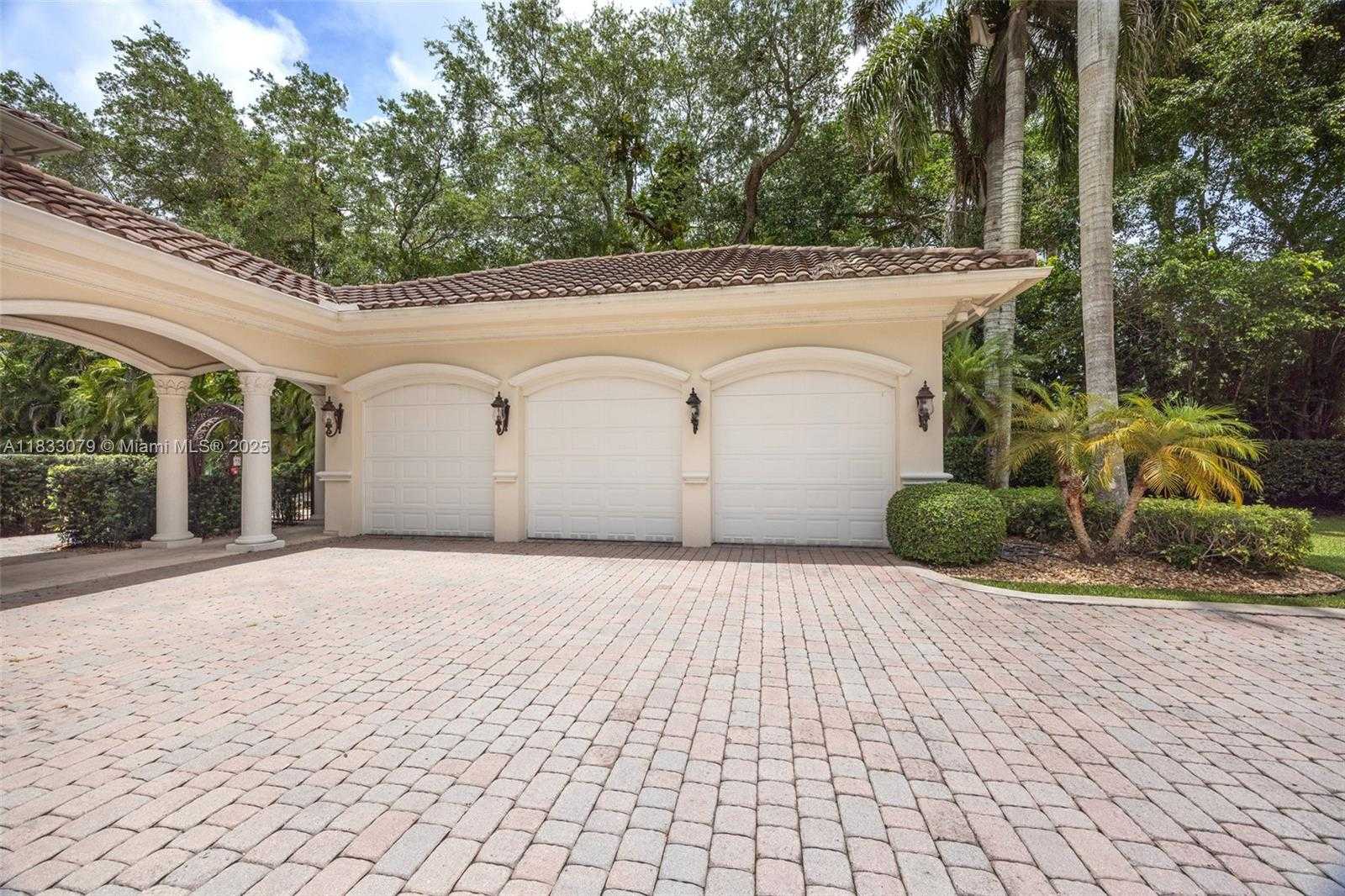 Small Image of 7245 SOUTH WEST 104TH ST, Pinecrest Number 6