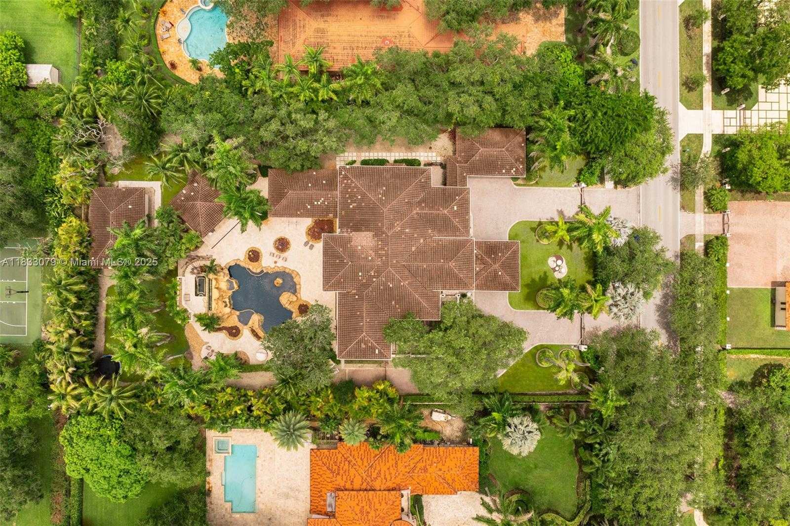 Small Image of 7245 SOUTH WEST 104TH ST, Pinecrest Number 66