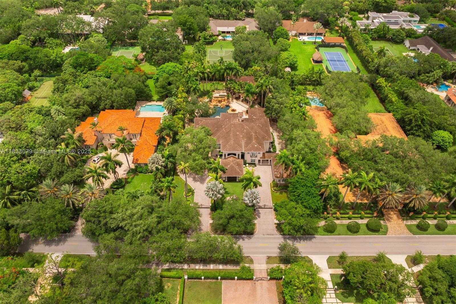 Small Image of 7245 SOUTH WEST 104TH ST, Pinecrest Number 68