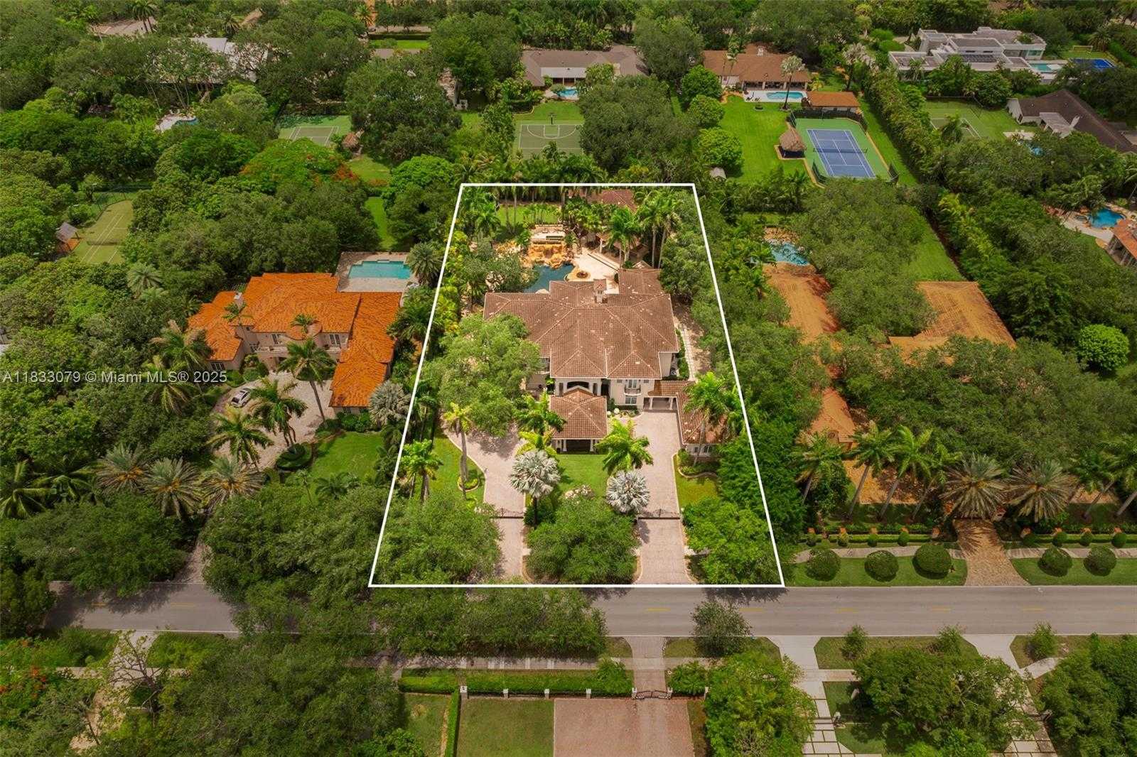 Small Image of 7245 SOUTH WEST 104TH ST, Pinecrest Number 69