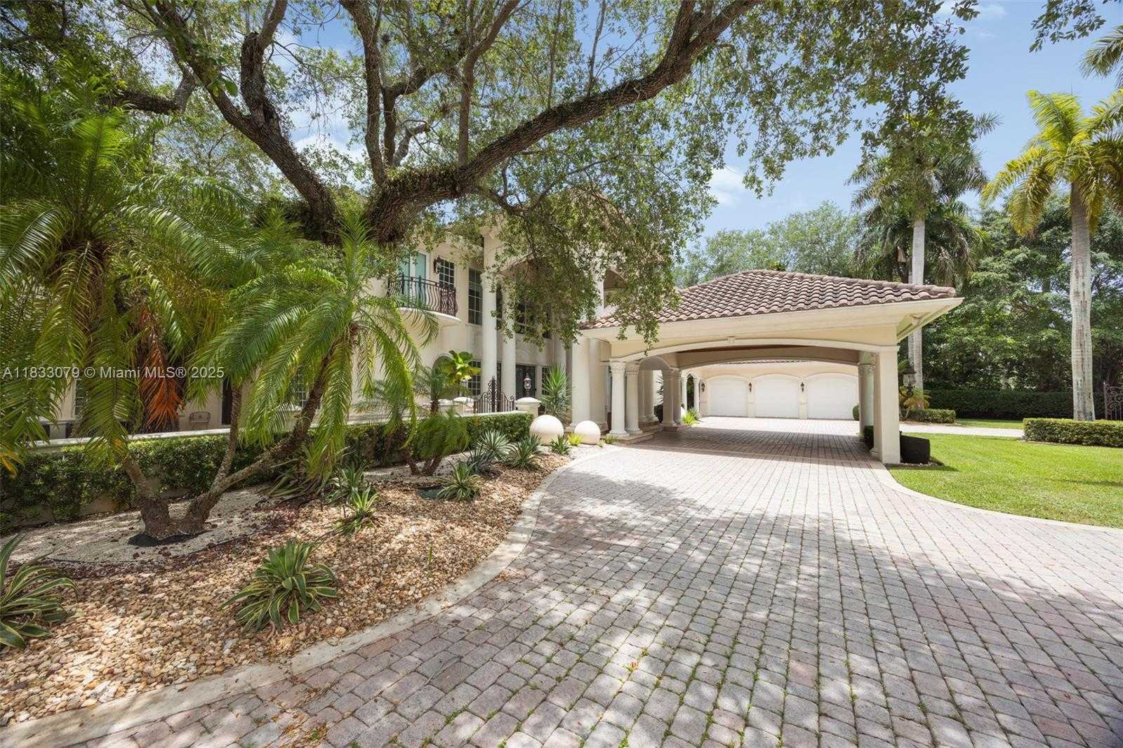 Small Image of 7245 SOUTH WEST 104TH ST, Pinecrest Number 7