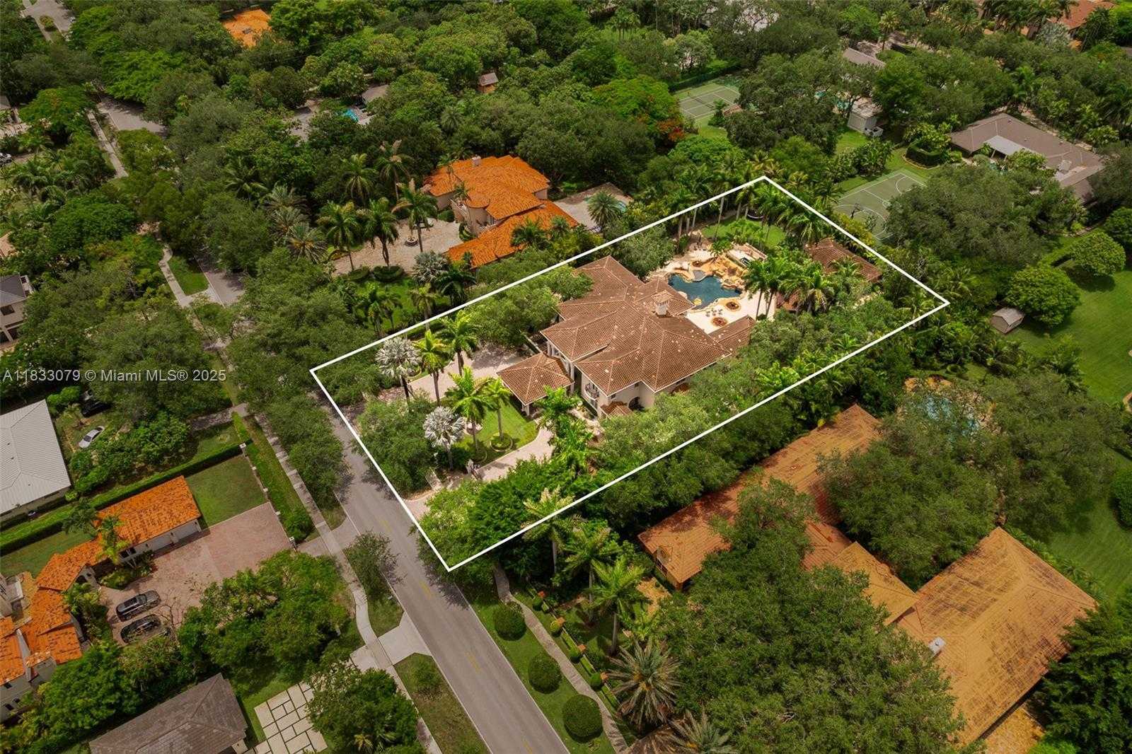 Small Image of 7245 SOUTH WEST 104TH ST, Pinecrest Number 71