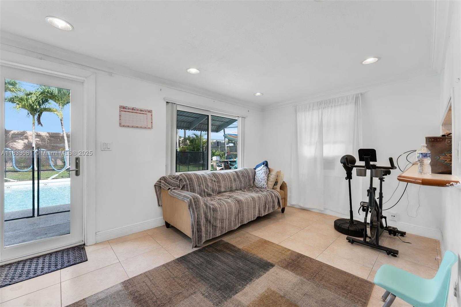 Small Image of 3036 NORTH 58TH AVE, Hollywood Number 10