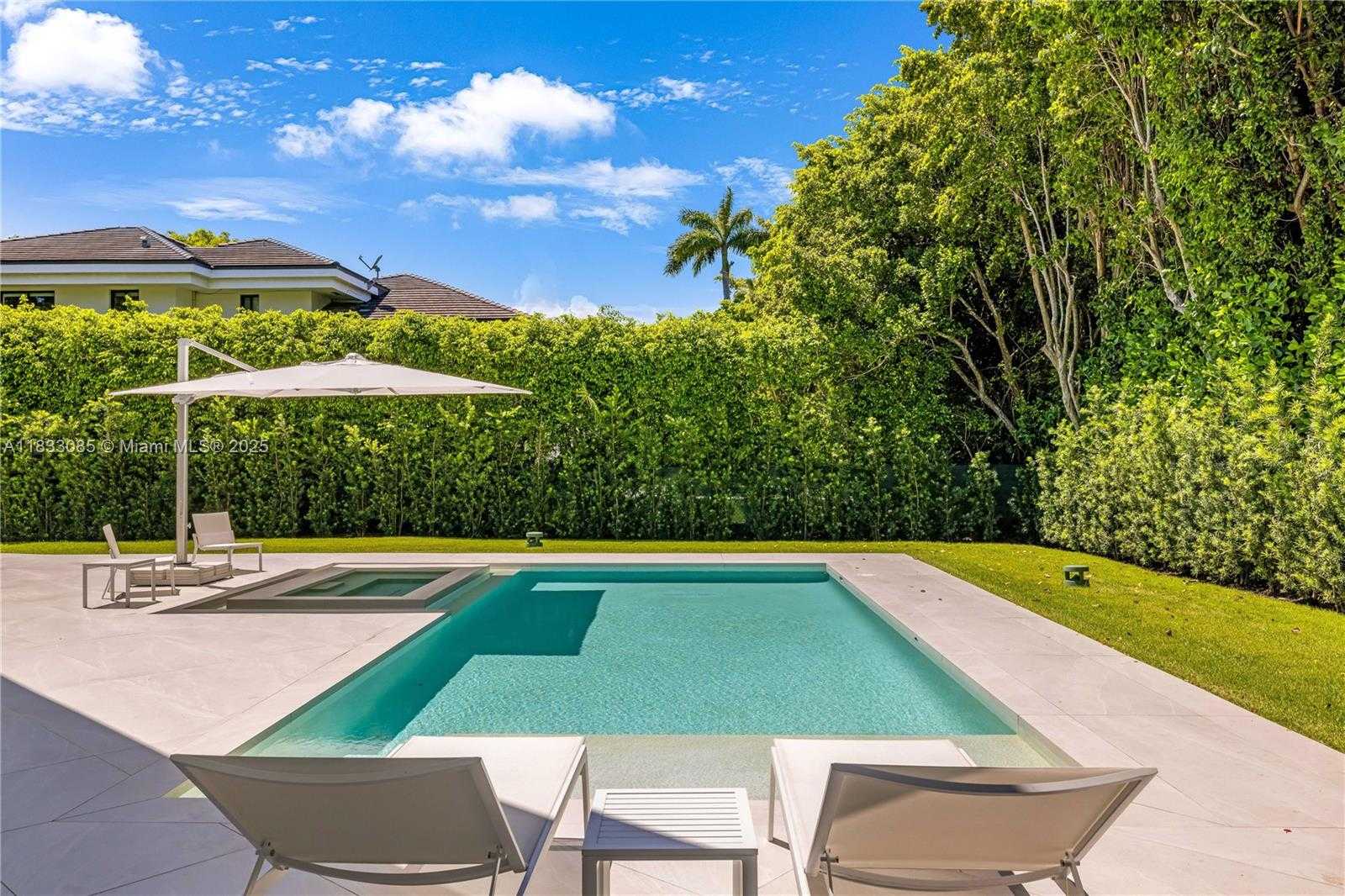 Small Image of 7180 EAST LAGO DR, Coral Gables Number 27