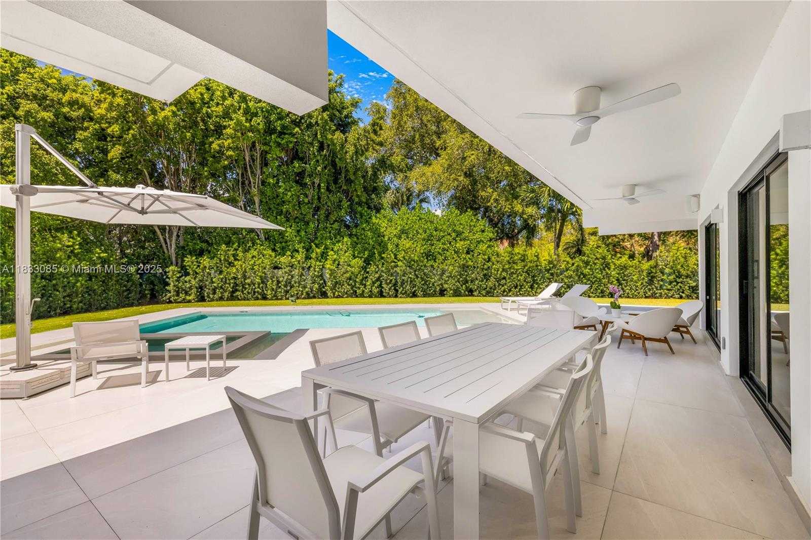 Small Image of 7180 EAST LAGO DR, Coral Gables Number 28