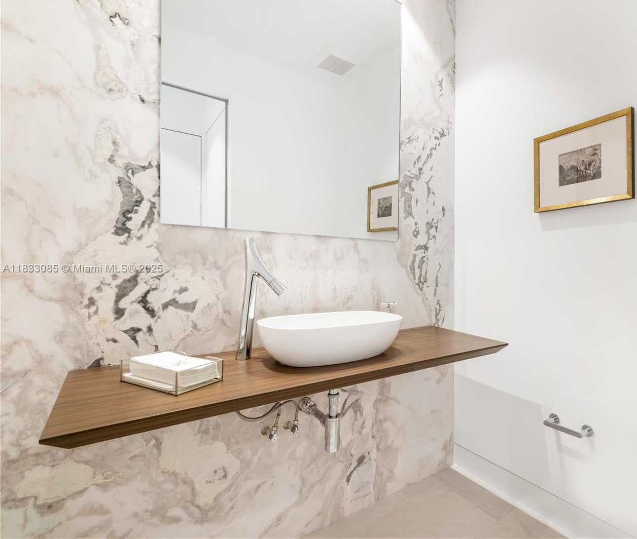 Small Image of 7180 EAST LAGO DR, Coral Gables Number 32