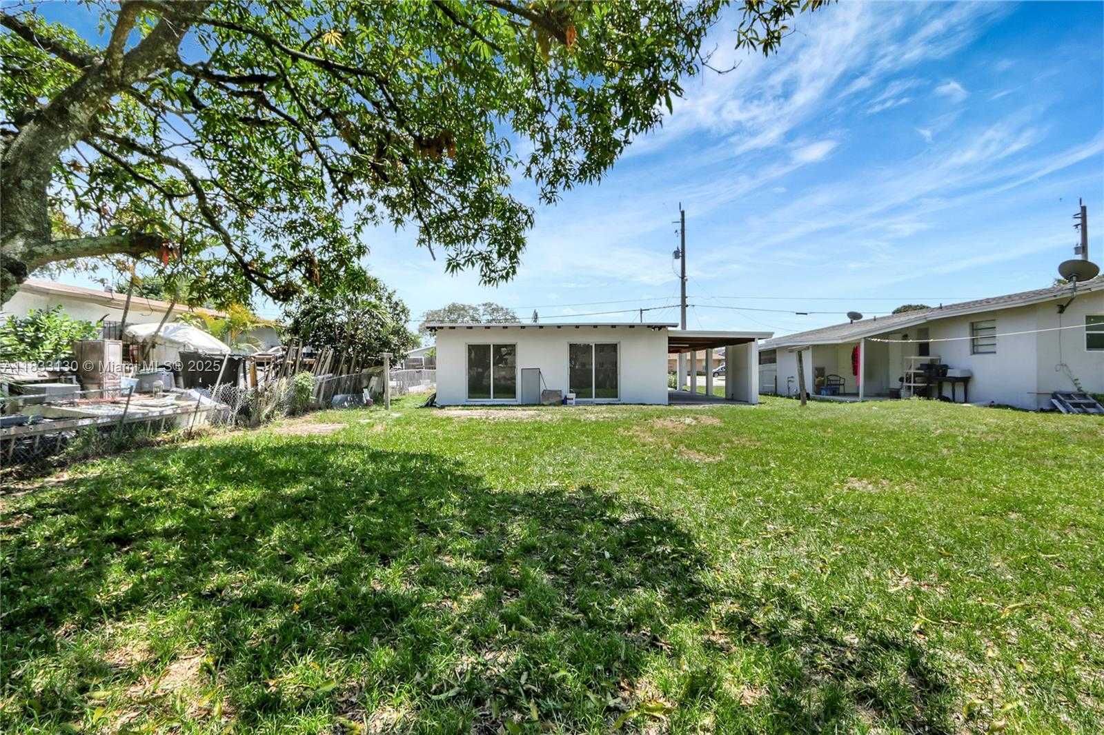 Small Image of 2501 NORTH WEST 21ST STREET, Fort Lauderdale Number 15