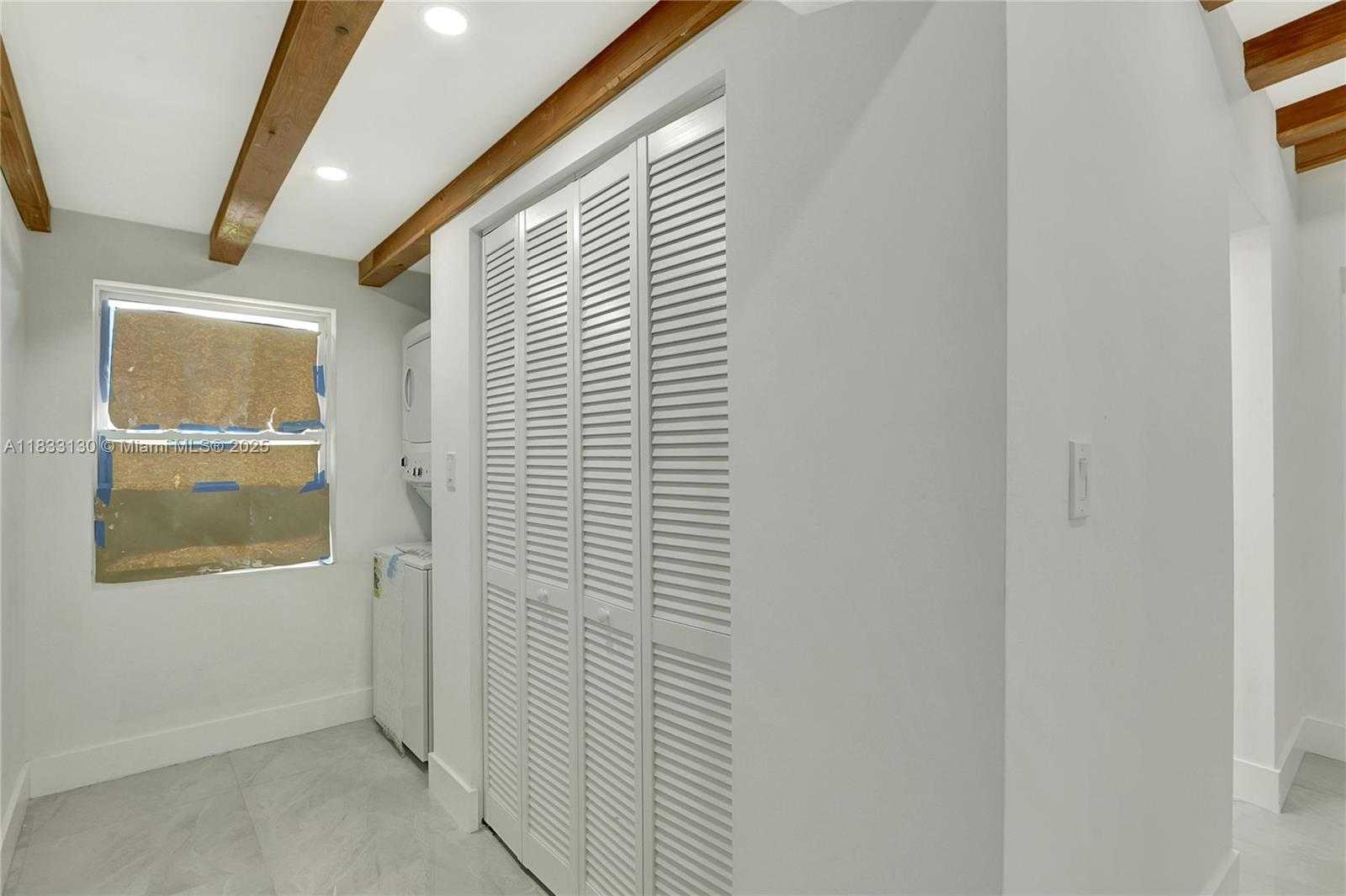 Small Image of 2501 NORTH WEST 21ST STREET, Fort Lauderdale Number 4