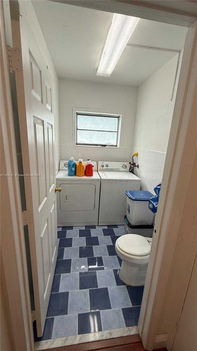 Small Image of 110 SOUTH WEST 64TH CT, Miami Number 11