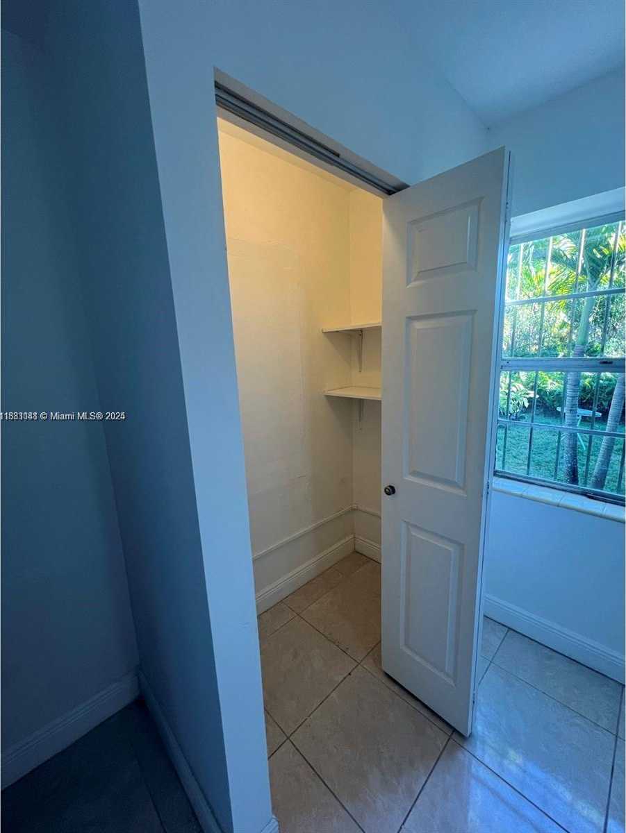 Small Image of 110 SOUTH WEST 64TH CT, Miami Number 14