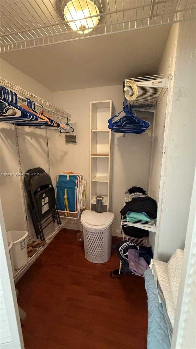 Small Image of 110 SOUTH WEST 64TH CT, Miami Number 9