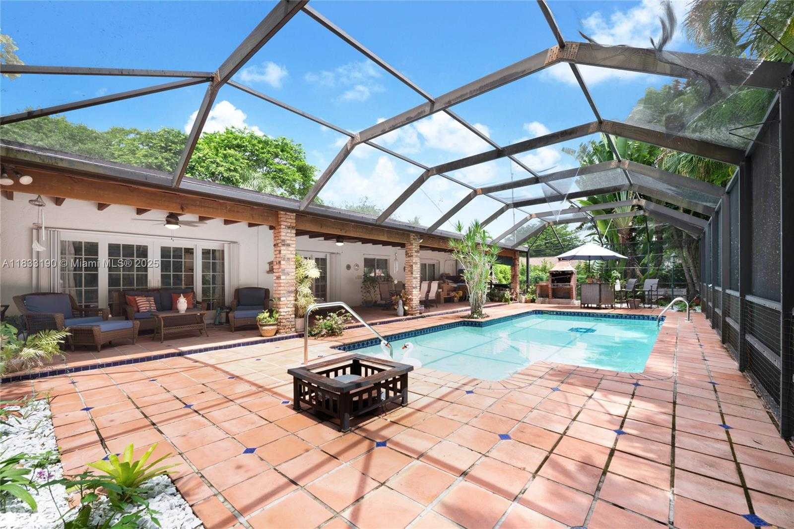Small Image of 17123 SOUTH WEST 78TH PL, Palmetto Bay Number 4