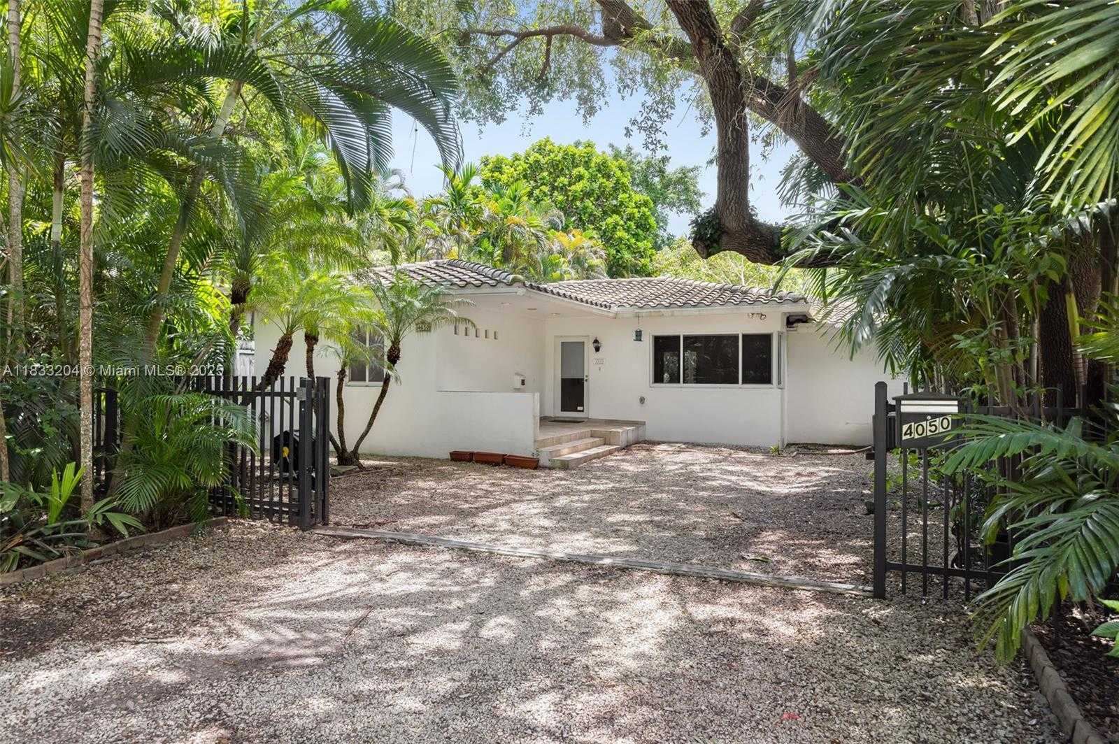 Small Image of 4050 LOQUAT AVE, Coconut Grove Number 2
