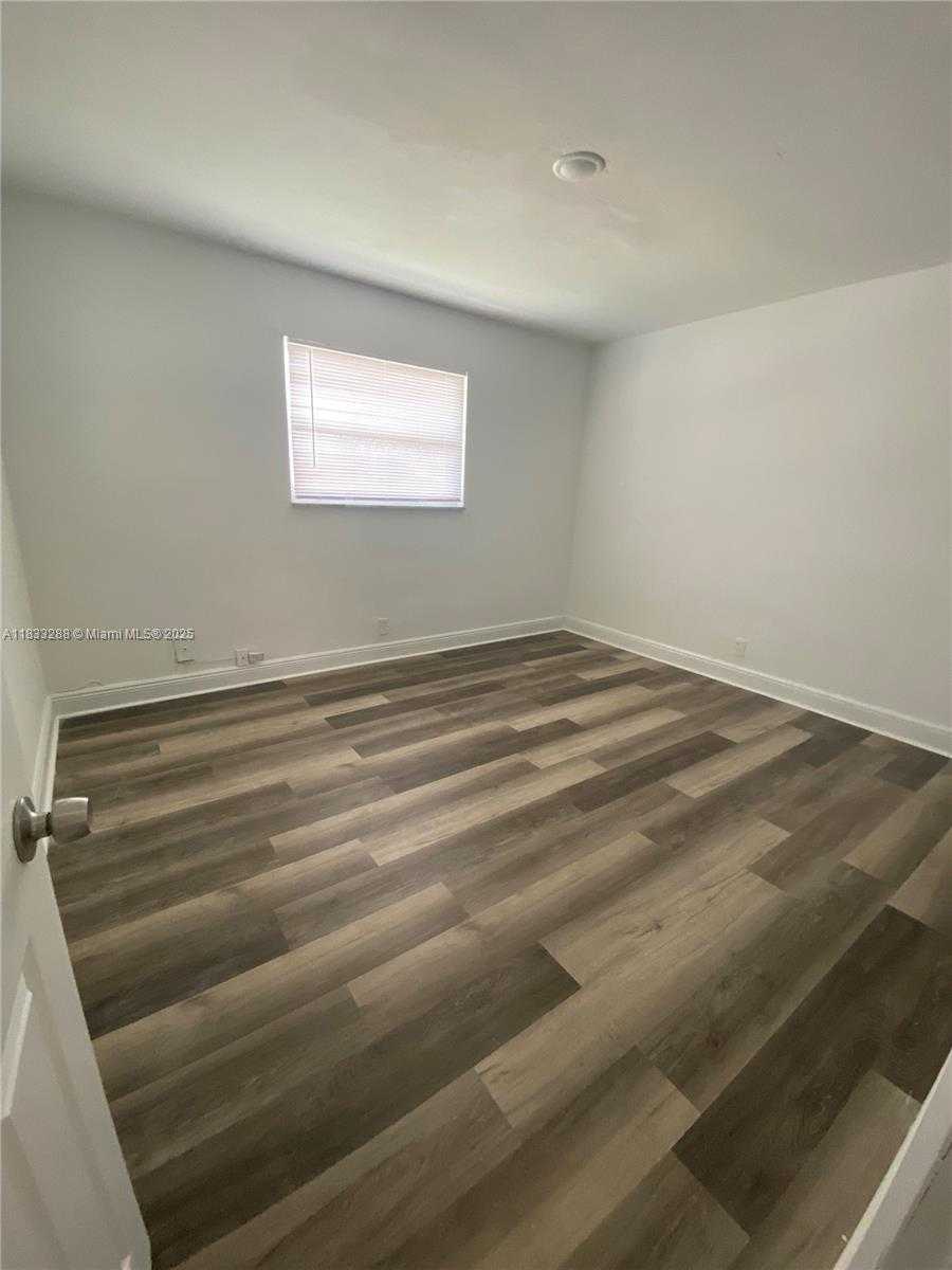 Small Image of 1219 NORTH 20TH AVE, Hollywood Number 13