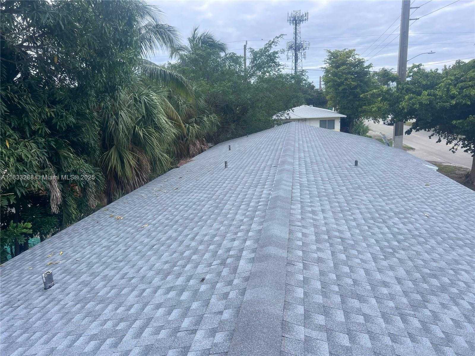 Small Image of 1219 NORTH 20TH AVE, Hollywood Number 2