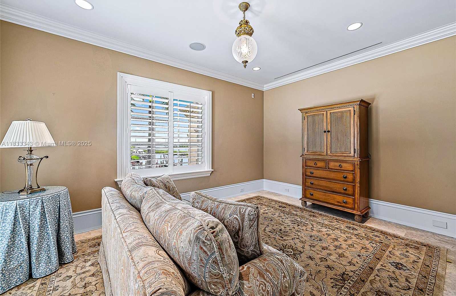 Small Image of 209 COMMODORE DR, Jupiter Number 56