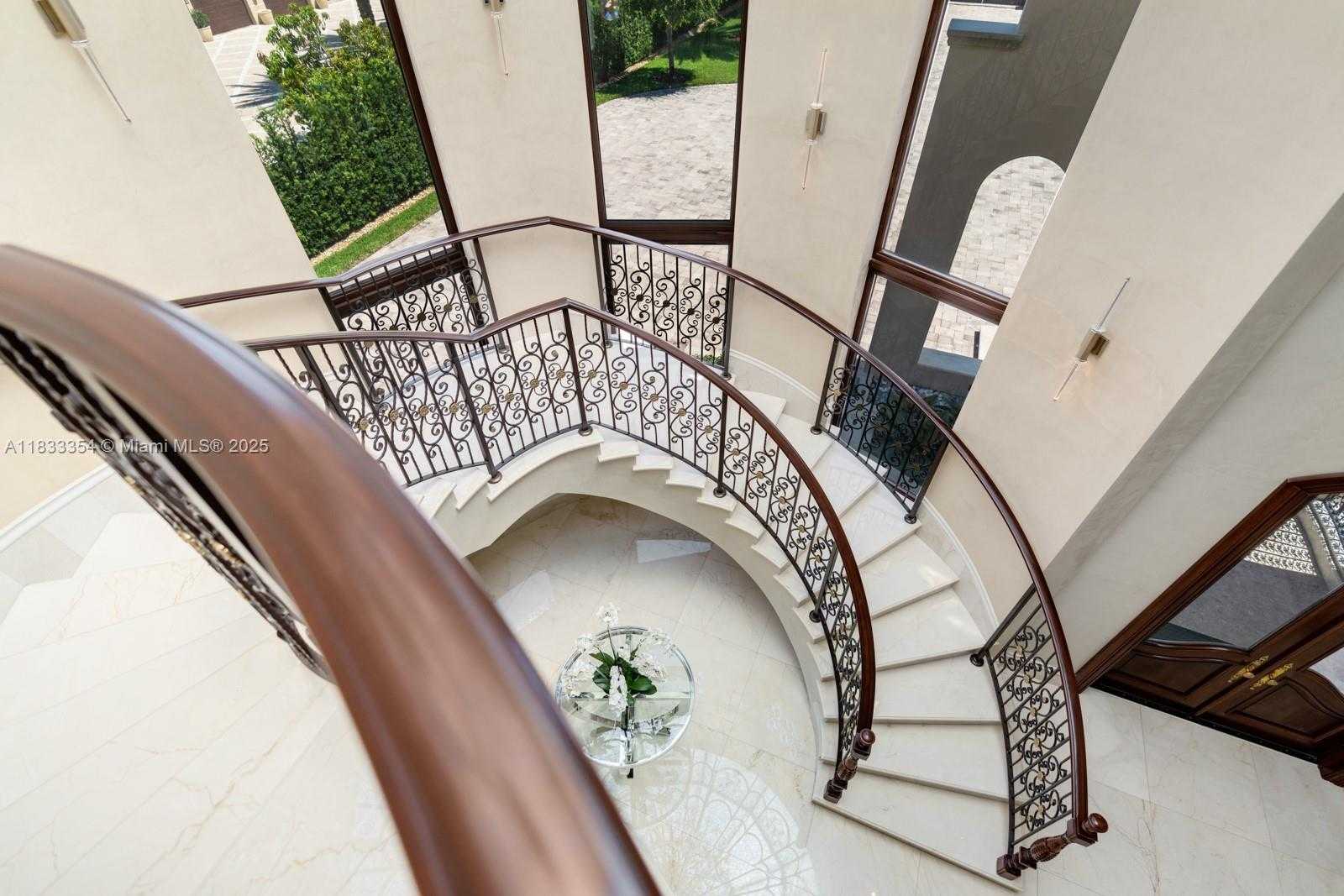 Small Image of 198 PALM AVE, Miami Beach Number 22