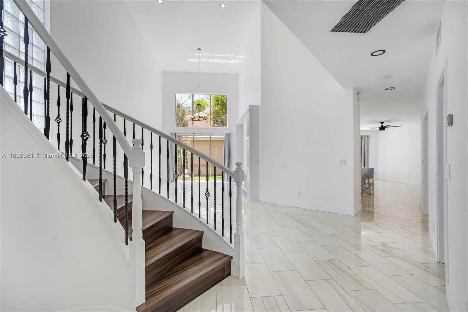 Small Image of 5050 GREENWICH PRESERVE CT, Boynton Beach Number 11