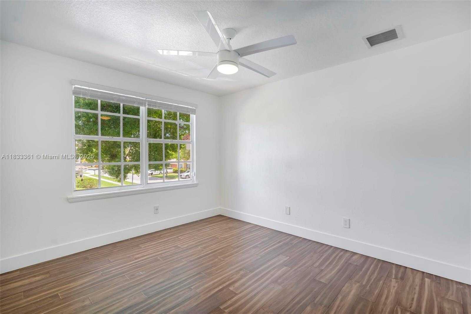 Small Image of 5050 GREENWICH PRESERVE CT, Boynton Beach Number 22