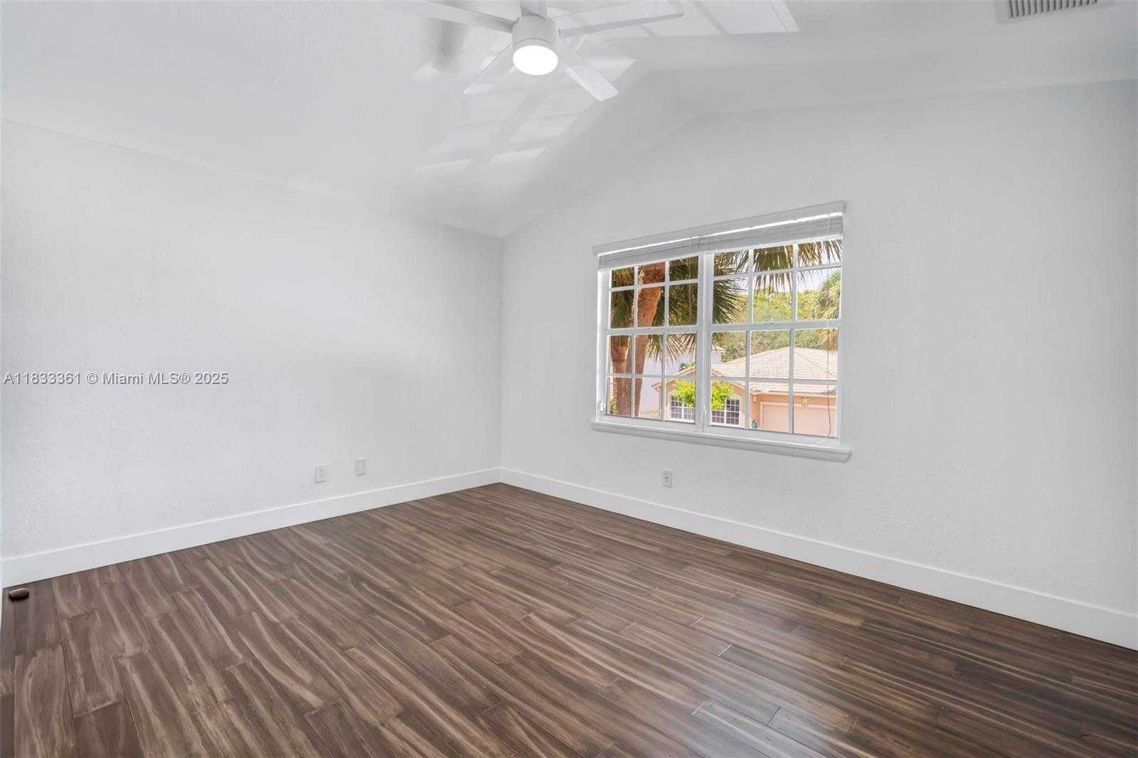 Small Image of 5050 GREENWICH PRESERVE CT, Boynton Beach Number 23