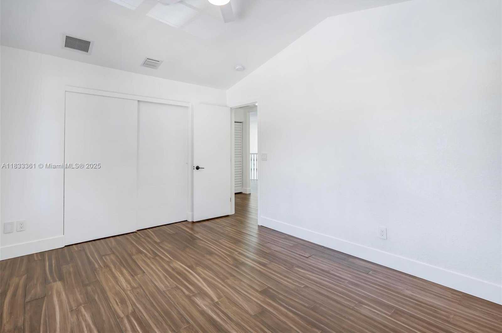 Small Image of 5050 GREENWICH PRESERVE CT, Boynton Beach Number 26