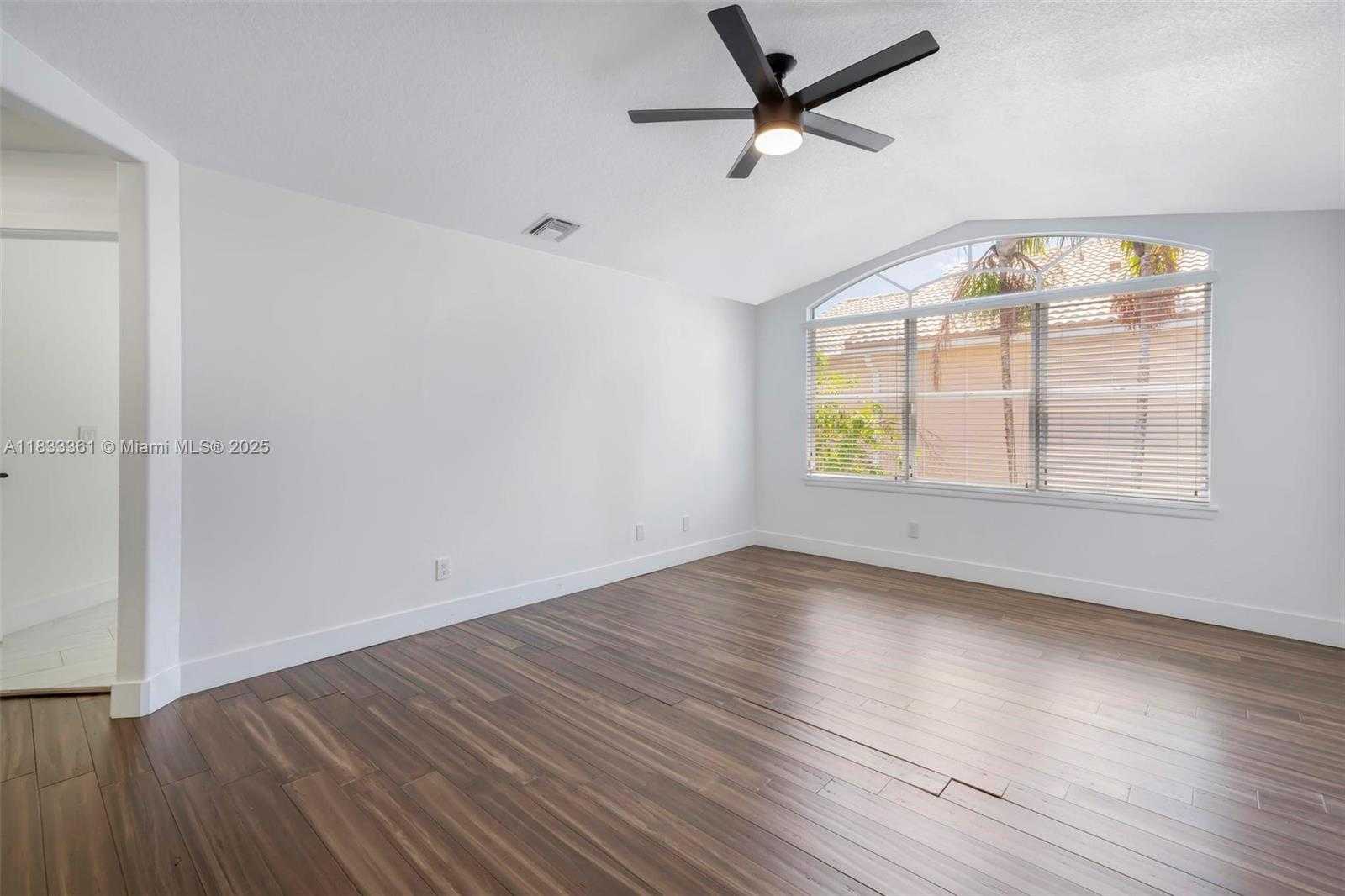Small Image of 5050 GREENWICH PRESERVE CT, Boynton Beach Number 31