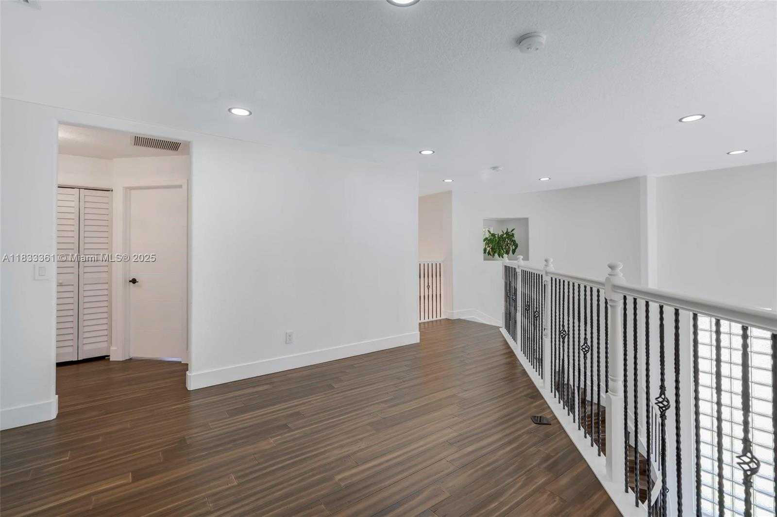 Small Image of 5050 GREENWICH PRESERVE CT, Boynton Beach Number 36