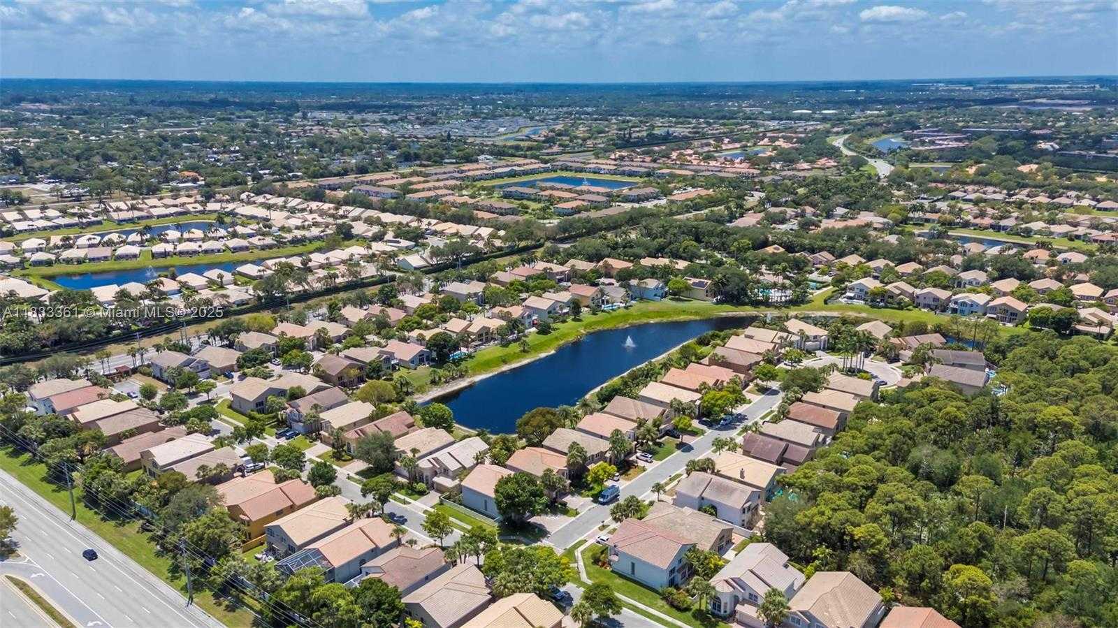 Small Image of 5050 GREENWICH PRESERVE CT, Boynton Beach Number 57