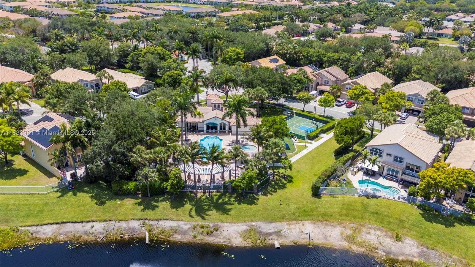 Small Image of 5050 GREENWICH PRESERVE CT, Boynton Beach Number 64