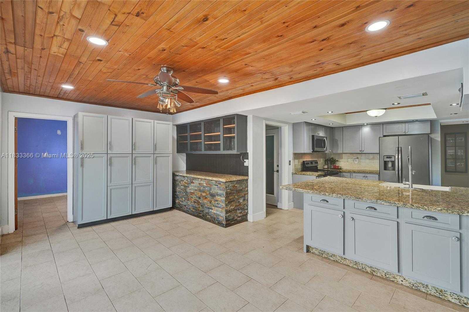 Small Image of 5840 SOUTH WEST 19TH ST, Plantation Number 15