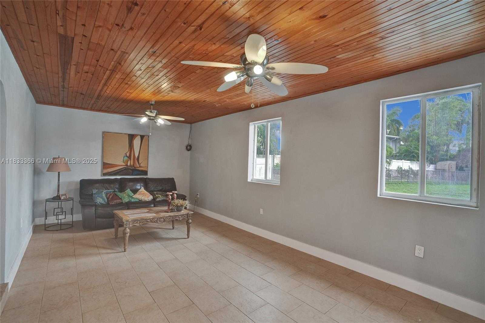 Small Image of 5840 SOUTH WEST 19TH ST, Plantation Number 19