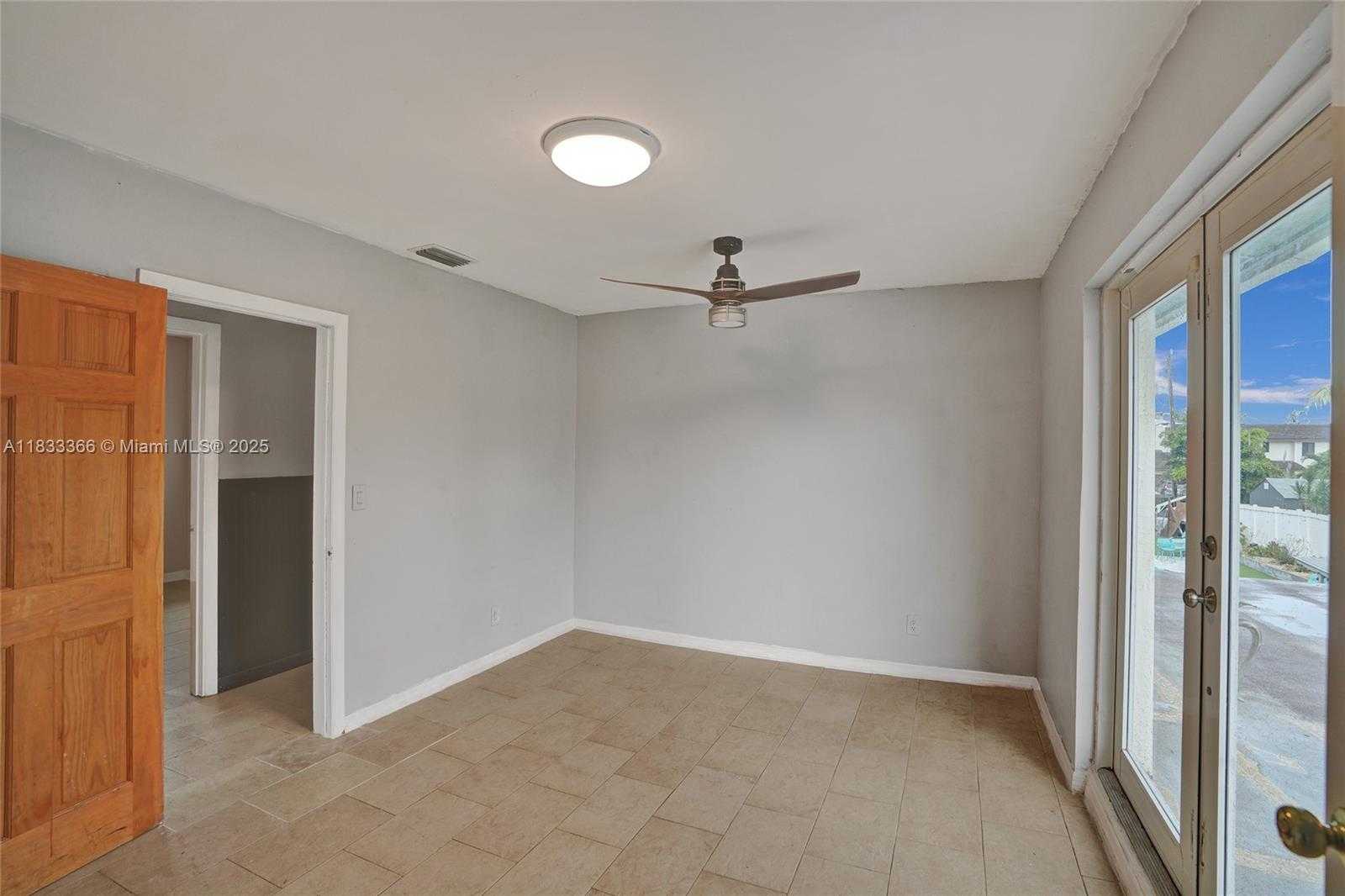 Small Image of 5840 SOUTH WEST 19TH ST, Plantation Number 39