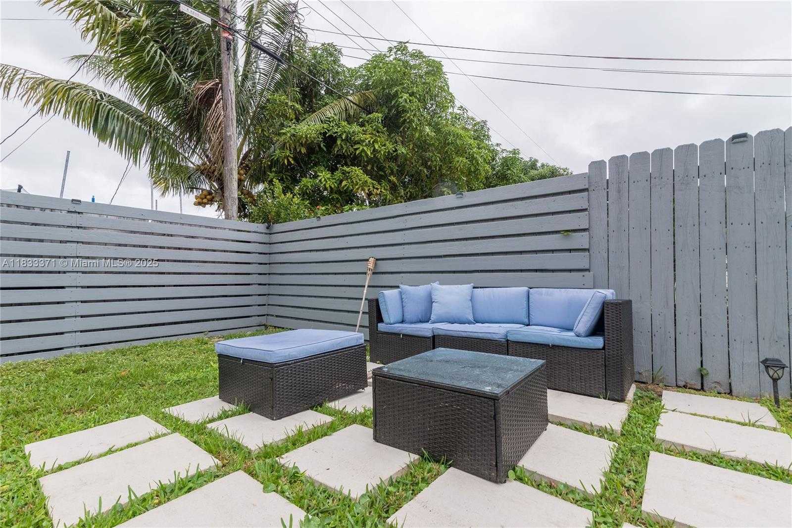Small Image of 2270 HAVANA DR, Miramar Number 18