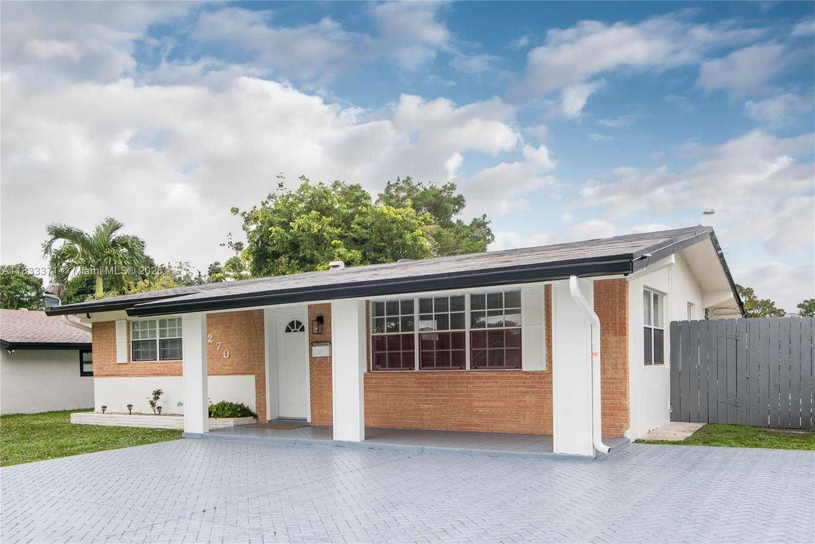 Small Image of 2270 HAVANA DR, Miramar Number 3