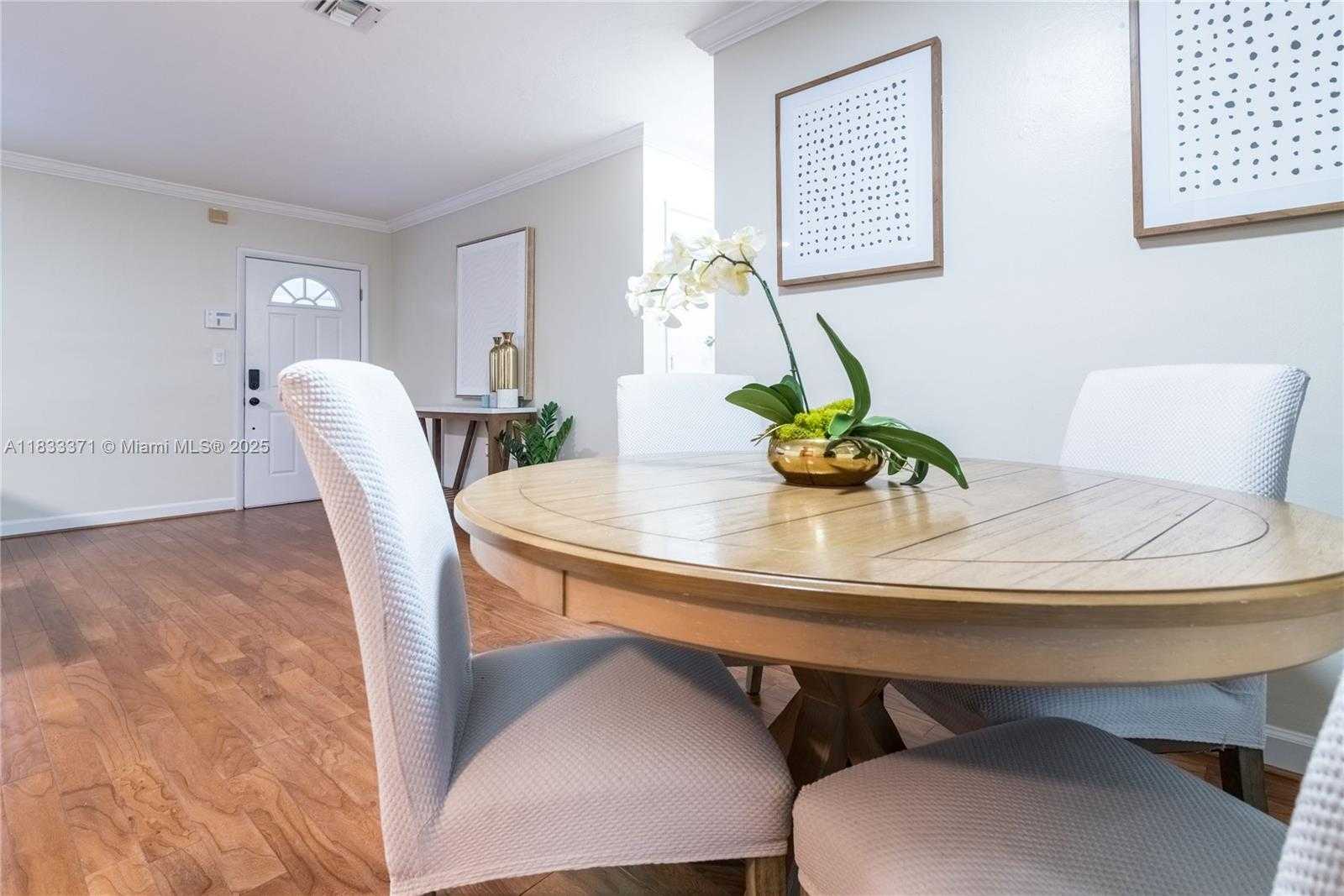 Small Image of 2270 HAVANA DR, Miramar Number 8