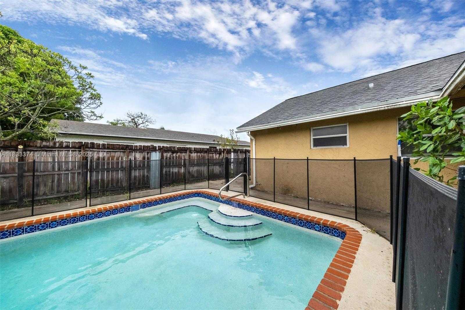 Small Image of 7209 SOUTH WEST 3RD CT, North Lauderdale Number 24