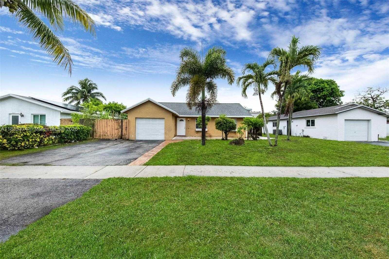 Small Image of 7209 SOUTH WEST 3RD CT, North Lauderdale Number 37