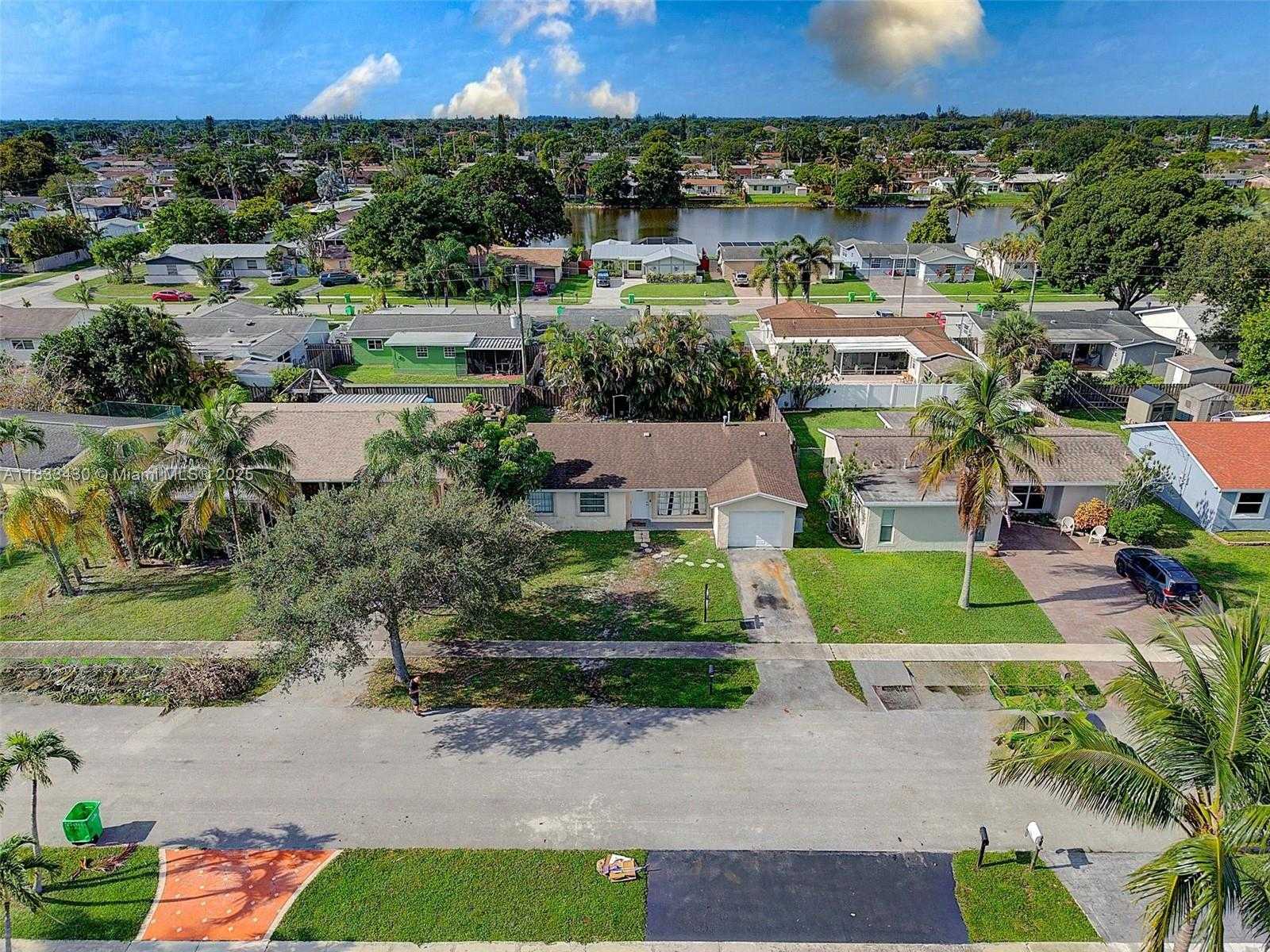 Small Image of 11540 NORTH WEST 33RD ST, Sunrise Number 20